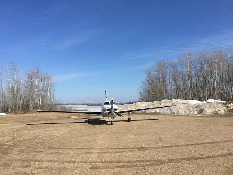 Lac Du Bonnet Airport